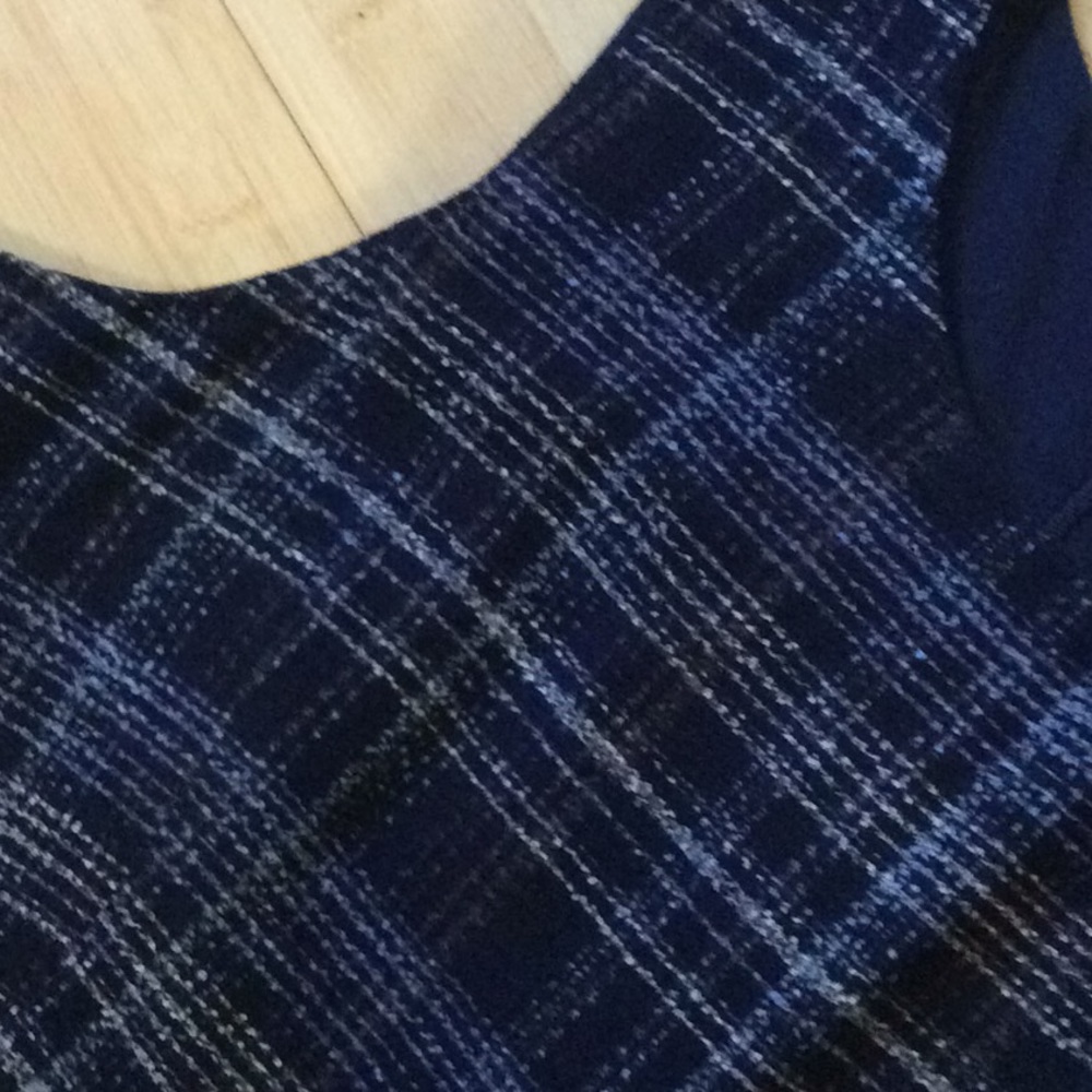 Textured boucle navy plaid dress, with pockets - Picture 2 of 8